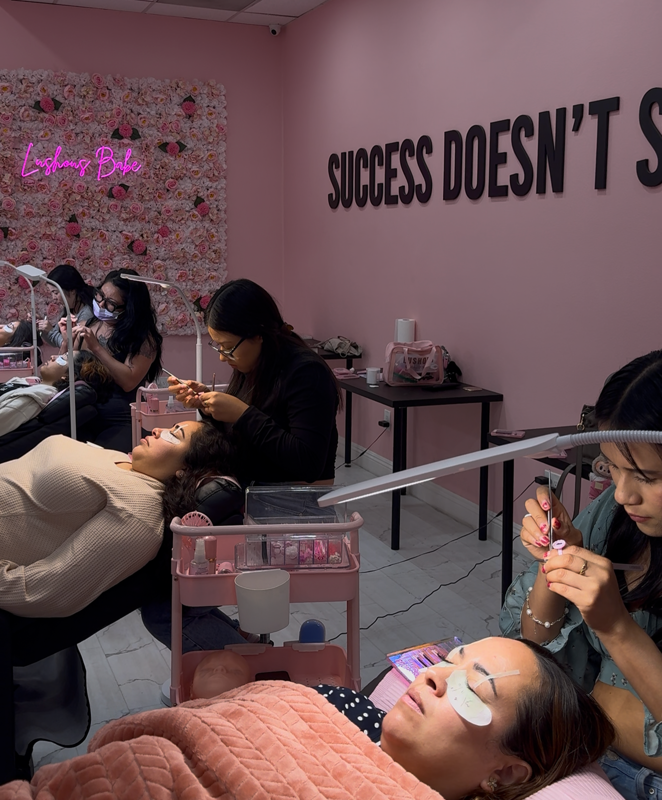 4 Week Lash Bootcamp, Sundays – November